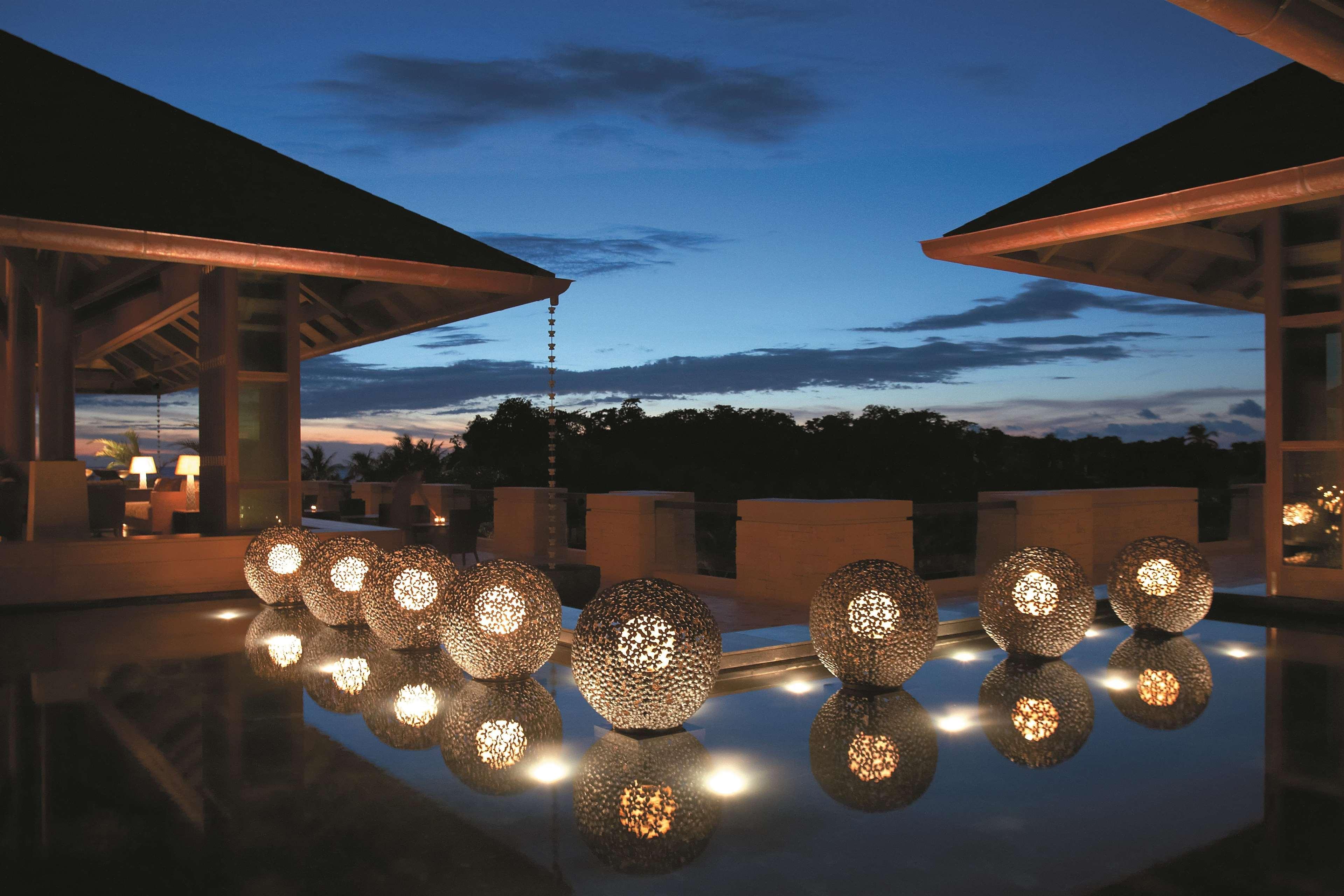 Shangri-La Boracay Eksteriør billede The Sky Bar at the St. Regis Bali Resort