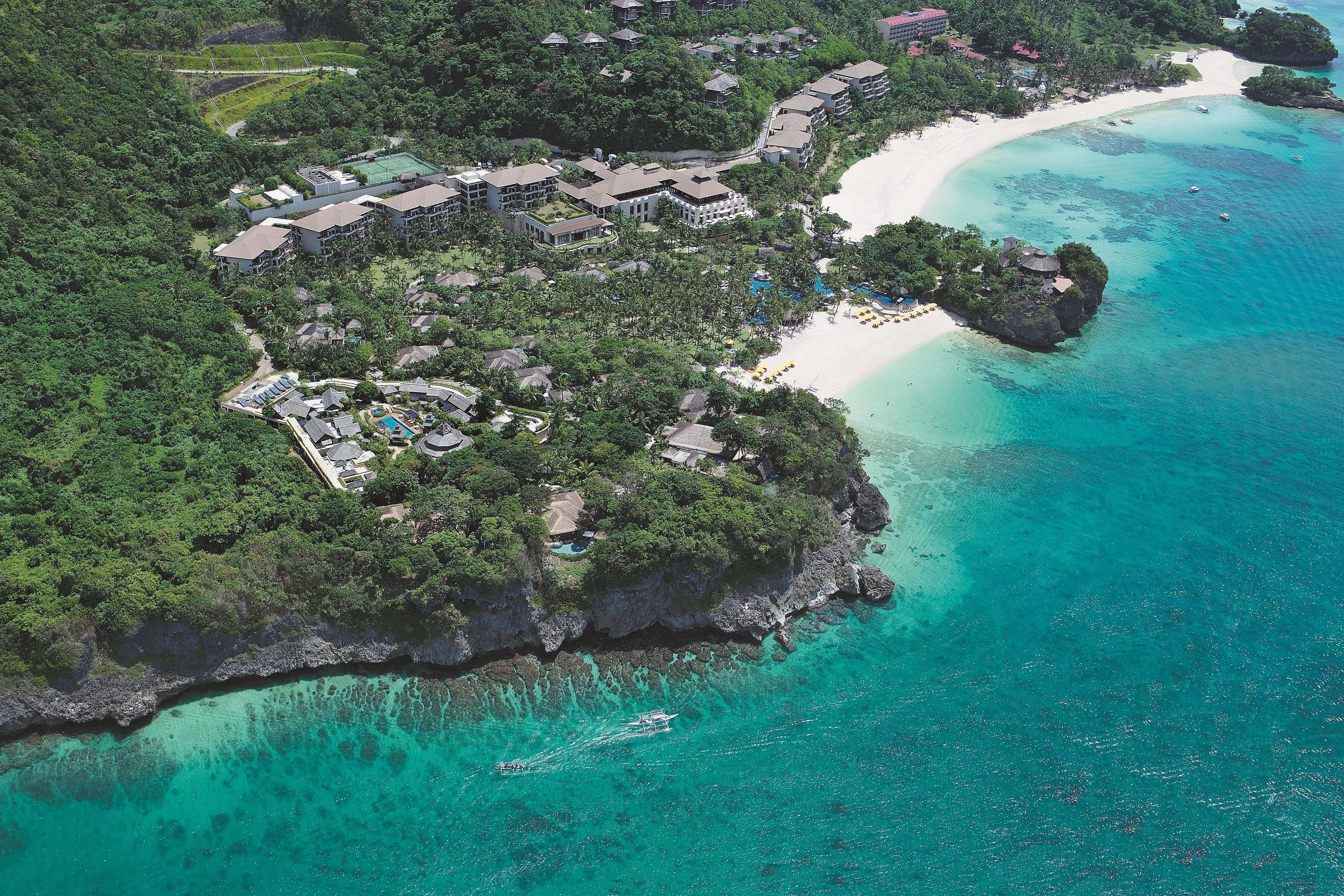 Shangri-La Boracay Eksteriør billede Aerial view of the resort
