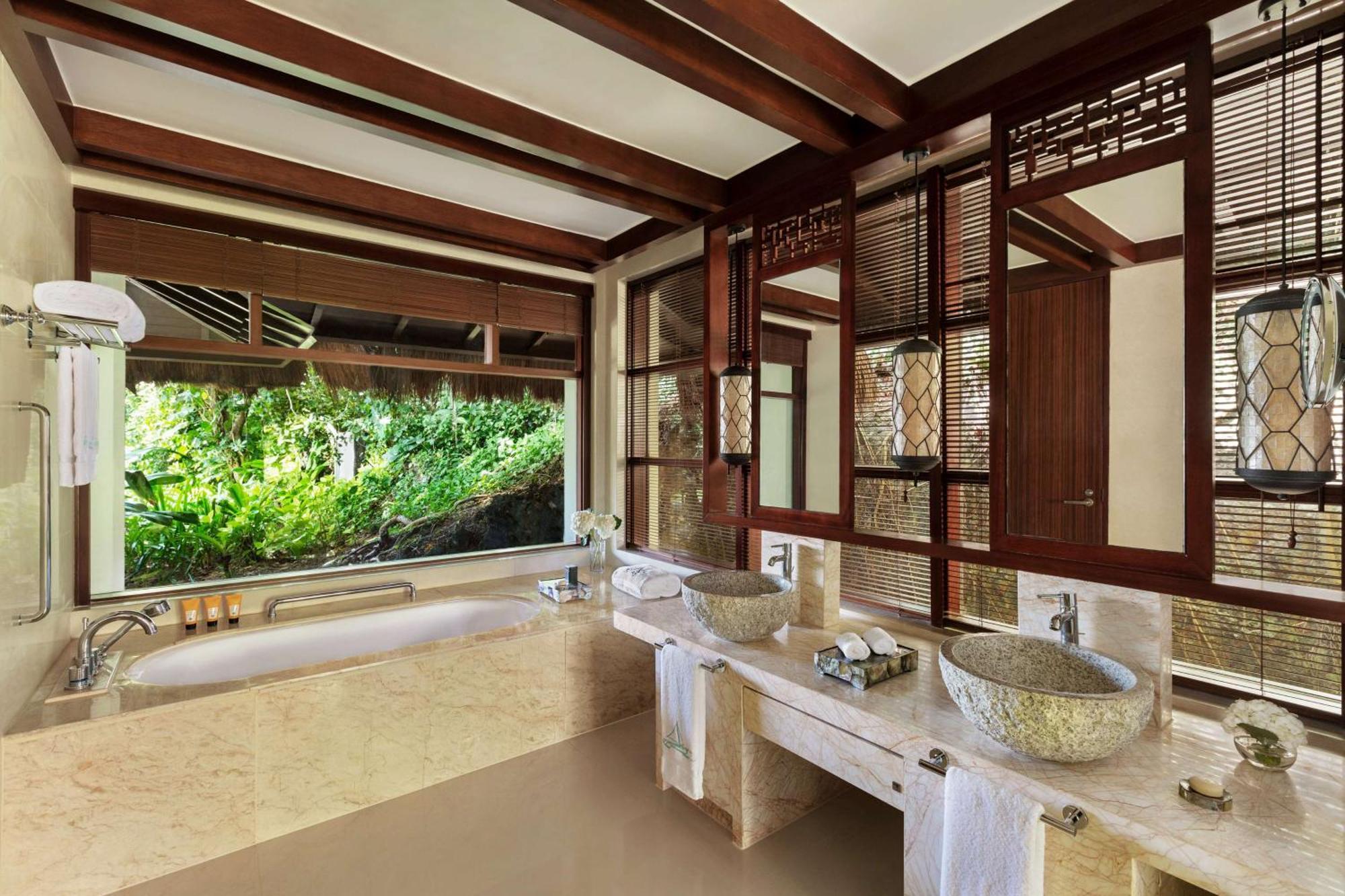 Shangri-La Boracay Eksteriør billede Bathroom