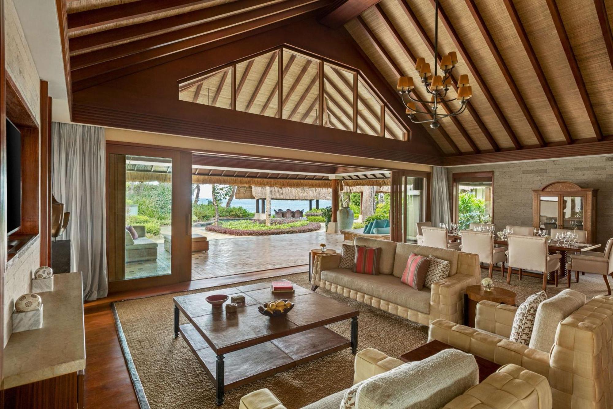 Shangri-La Boracay Eksteriør billede Interior of a villa