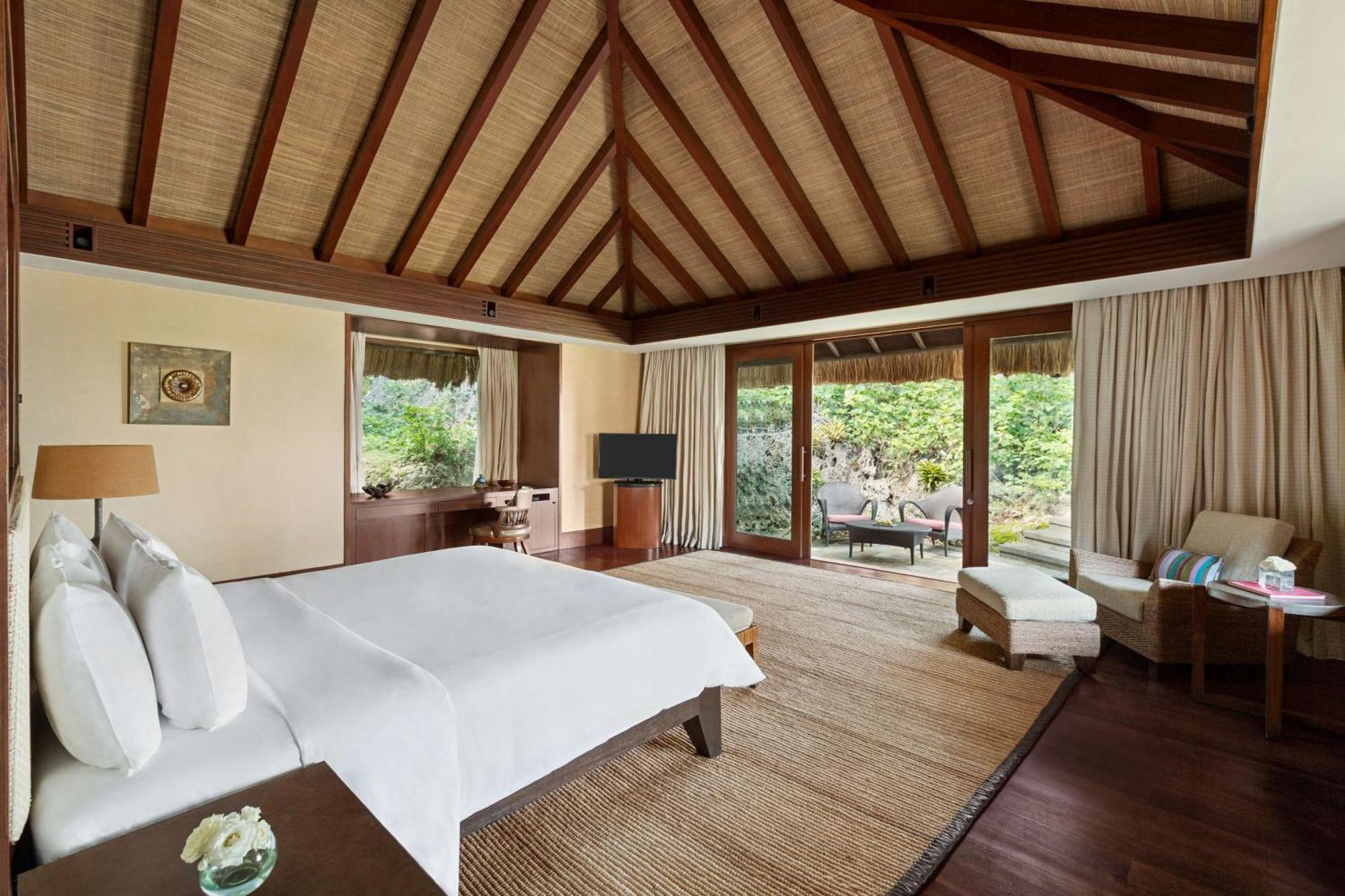Shangri-La Boracay Eksteriør billede A bedroom at the resort